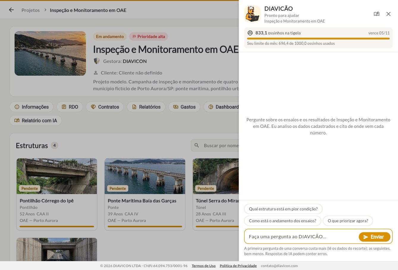 Painel do DIAVICÃO aberto ao lado da página do projeto
